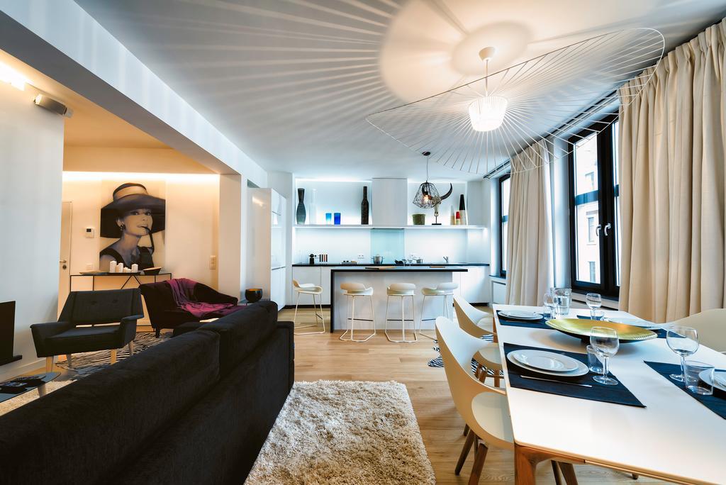 Charles Home - Grand Place Aparthotel Brussel Ruang foto