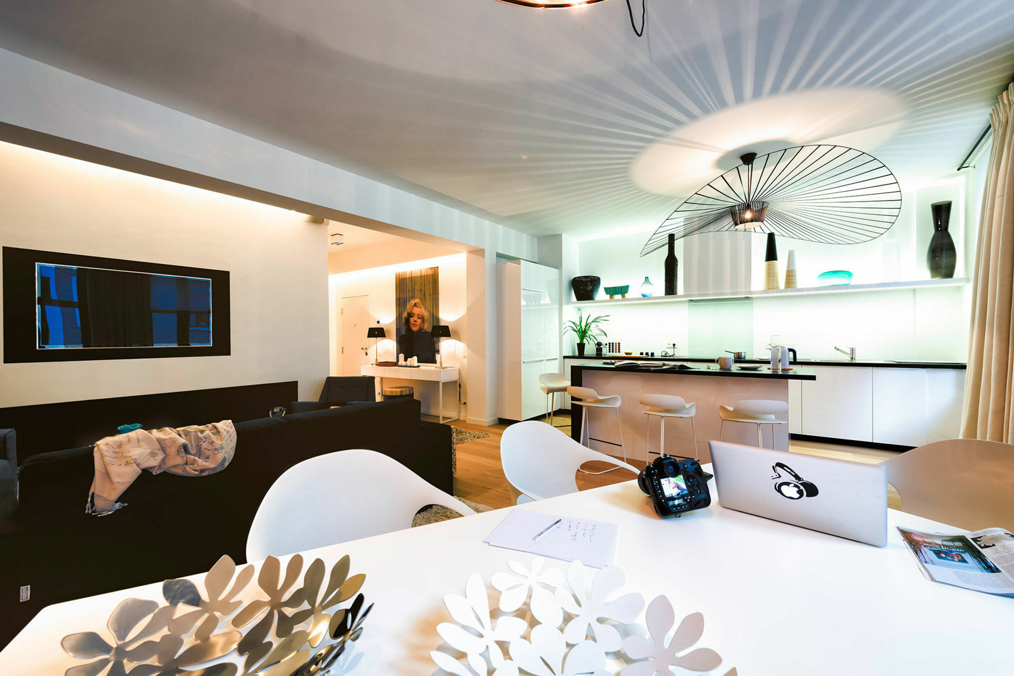 Charles Home - Grand Place Aparthotel Brussel Bagian luar foto