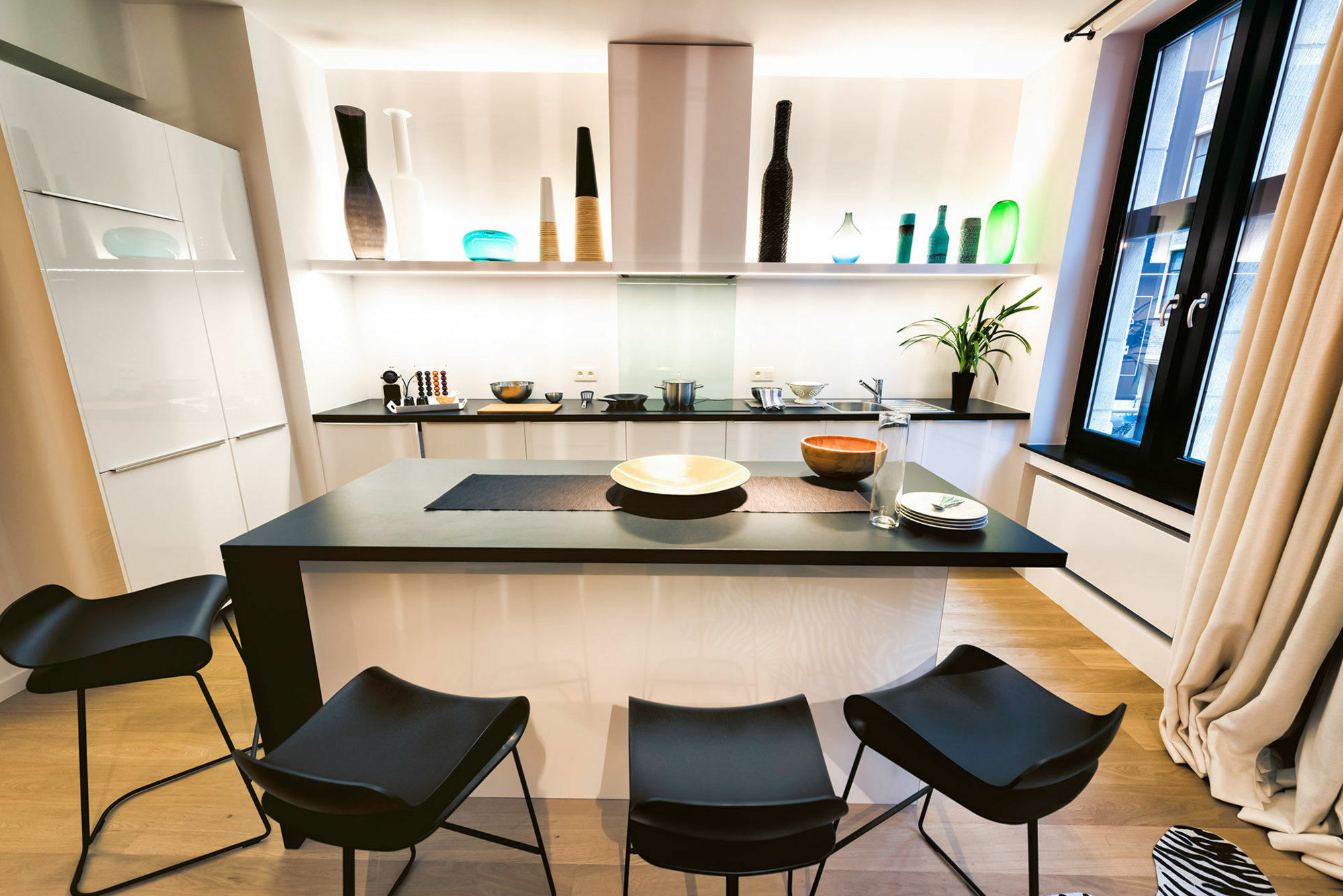 Charles Home - Grand Place Aparthotel Brussel Bagian luar foto