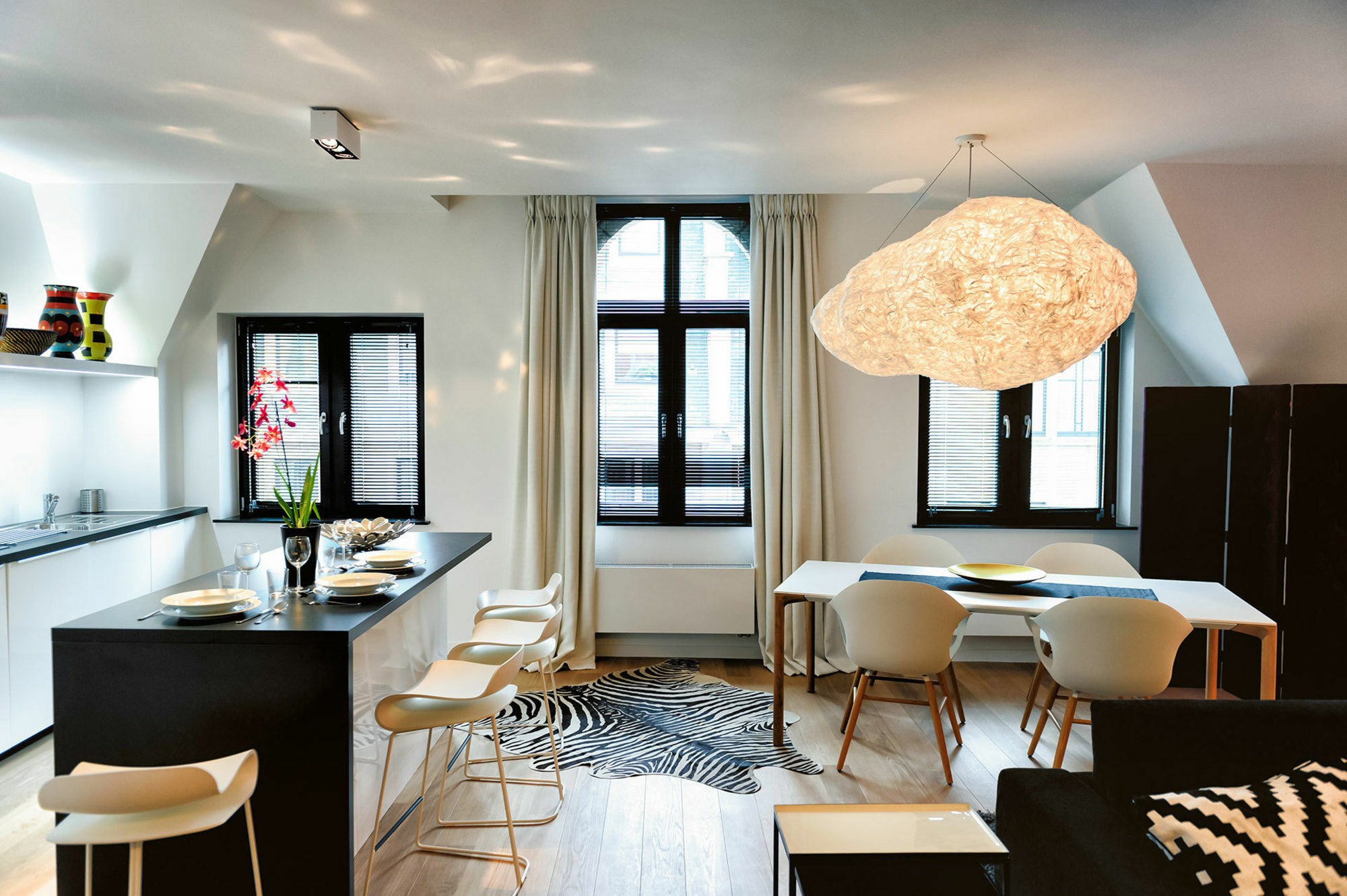 Charles Home - Grand Place Aparthotel Brussel Bagian luar foto
